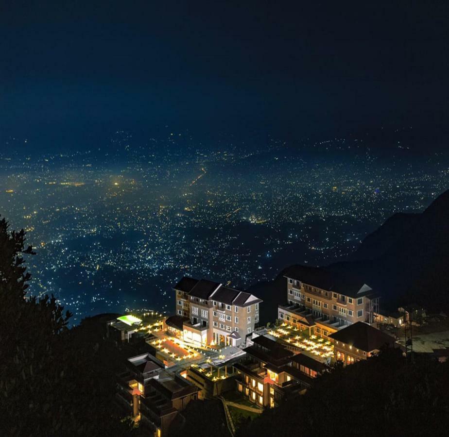 Chandragiri Hills Resort Thānkot Esterno foto