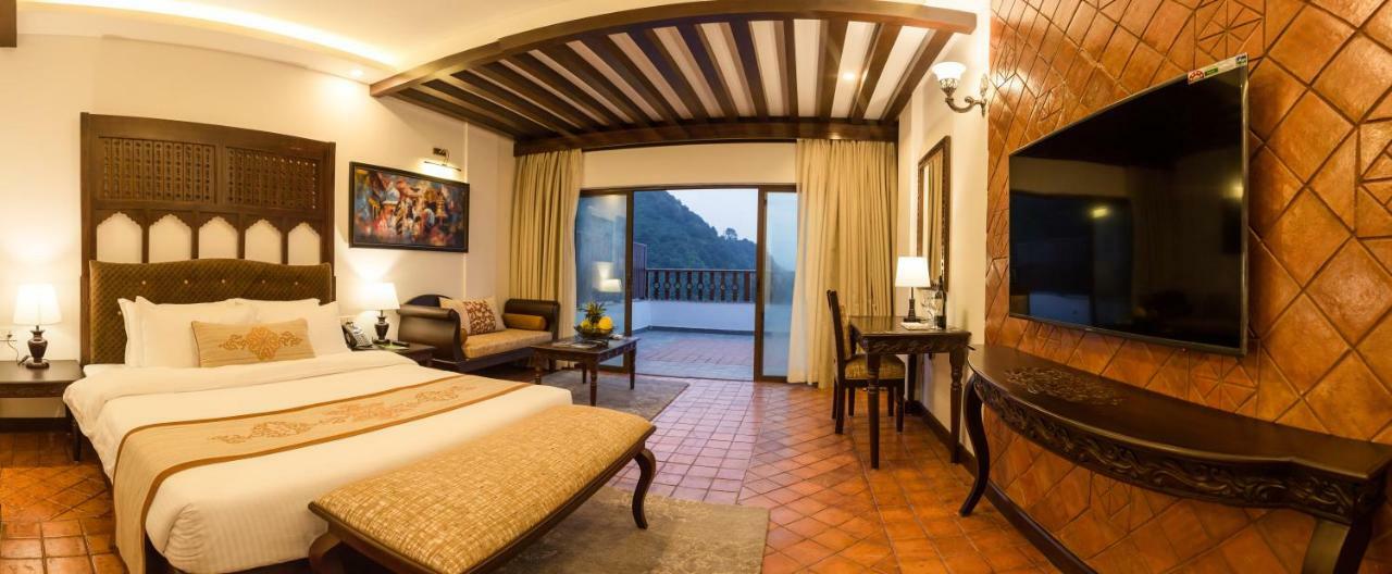 Chandragiri Hills Resort Thānkot Esterno foto